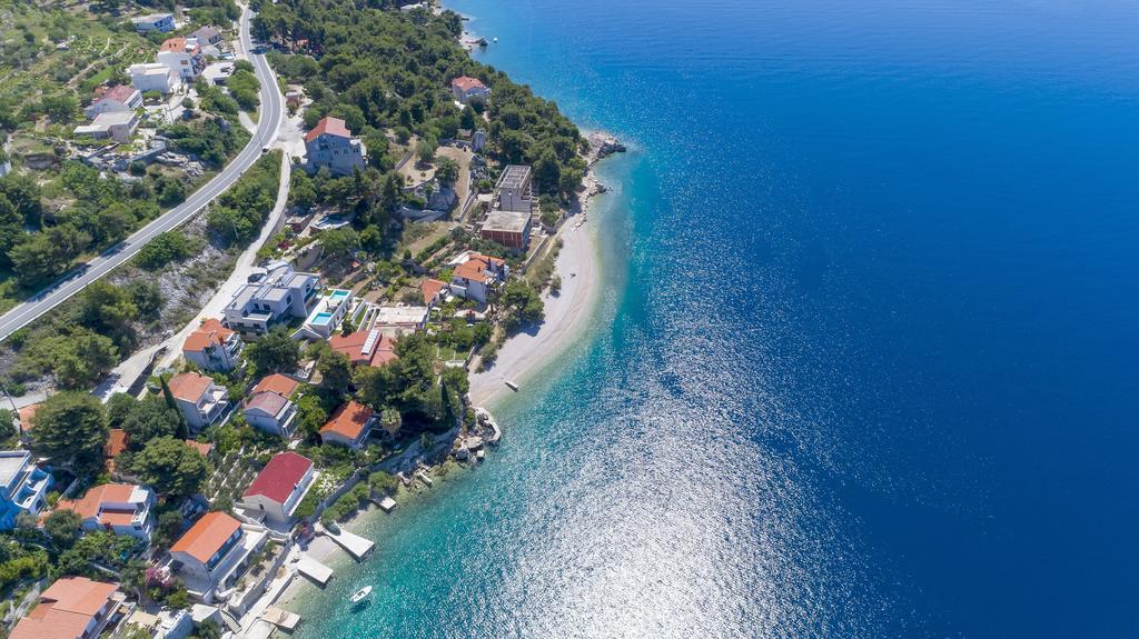 Apartments Sara & Nina Omiš Dış mekan fotoğraf