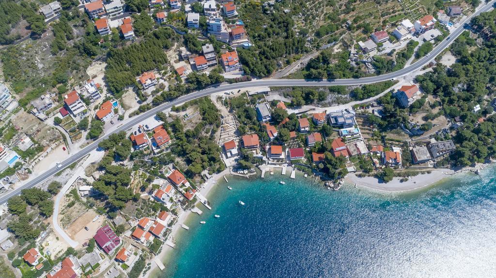 Apartments Sara & Nina Omiš Dış mekan fotoğraf